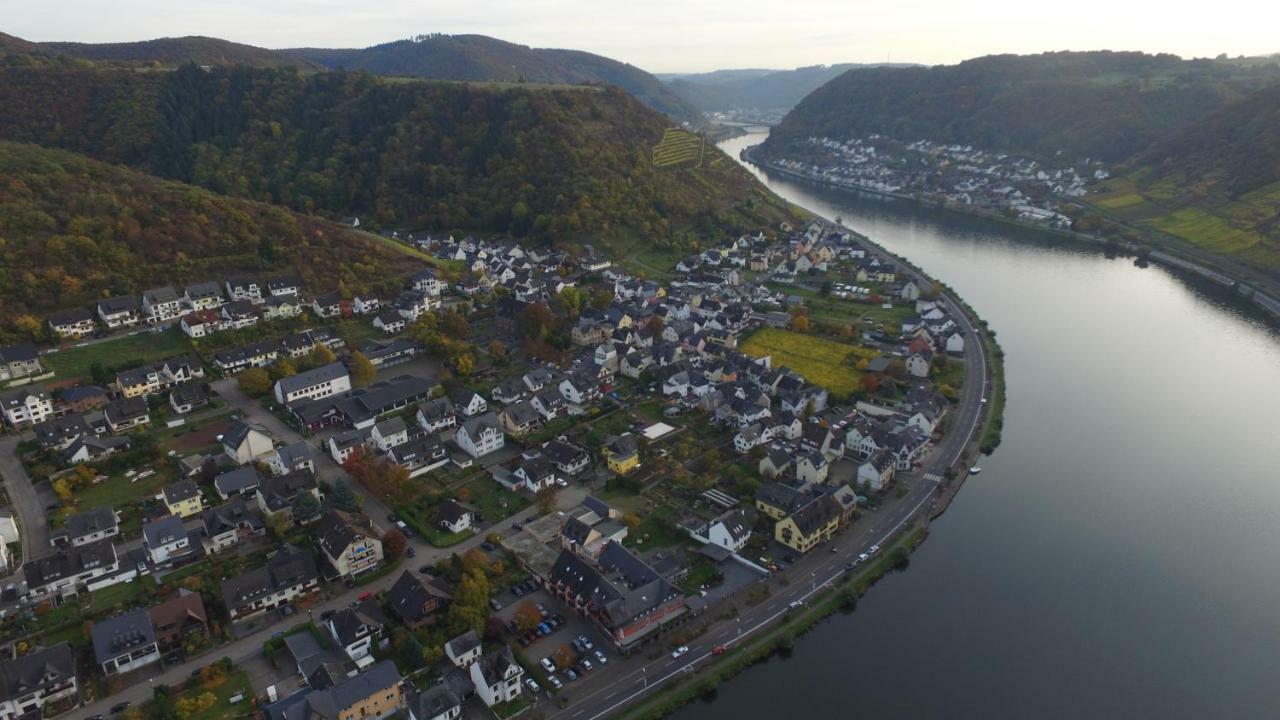 Ferienwohnung Edi Fischer Oberfell Bagian luar foto