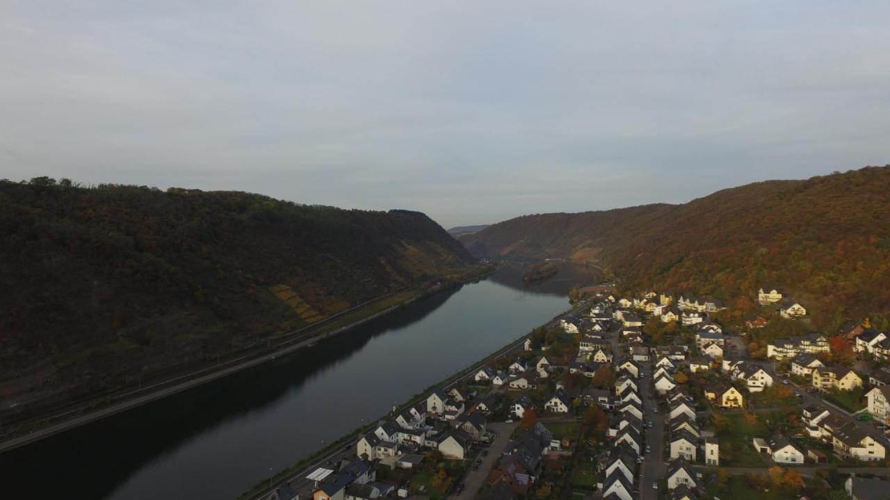 Ferienwohnung Edi Fischer Oberfell Bagian luar foto