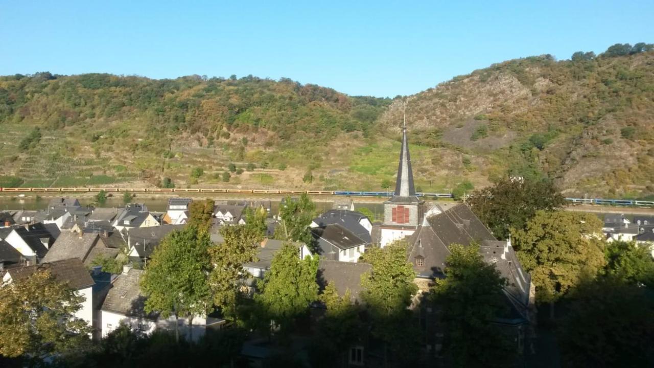 Ferienwohnung Edi Fischer Oberfell Bagian luar foto